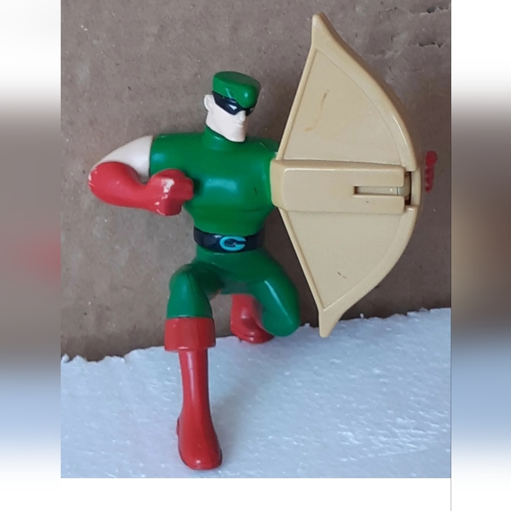 2010 MC DONALD'S DC COMICS GREEN ARROW
